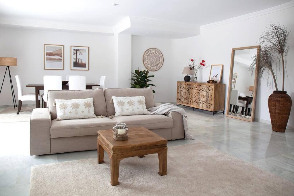 마르베야 Superb Townhouse In Golden Mile 아파트 외부 사진