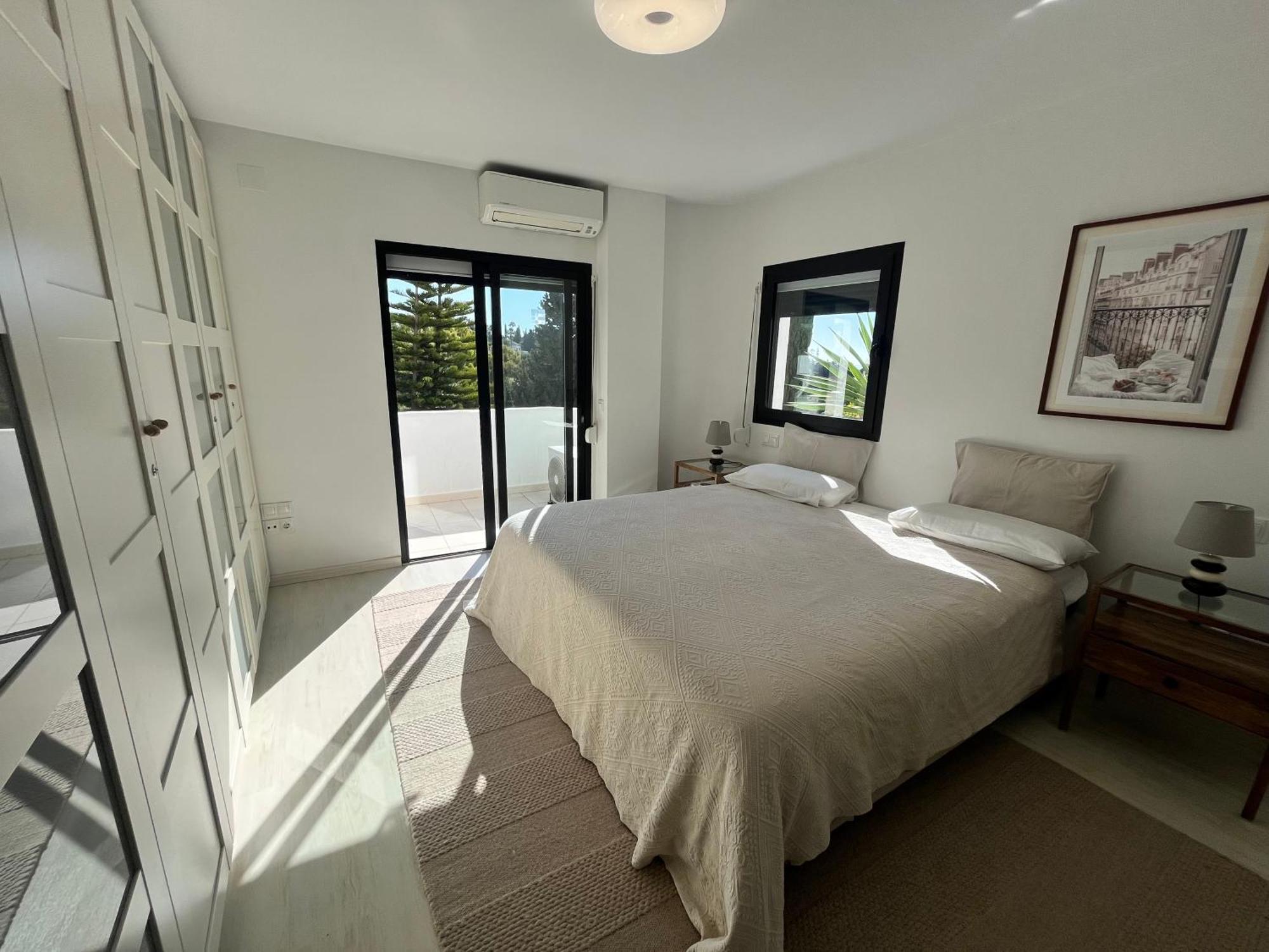 마르베야 Superb Townhouse In Golden Mile 아파트 외부 사진